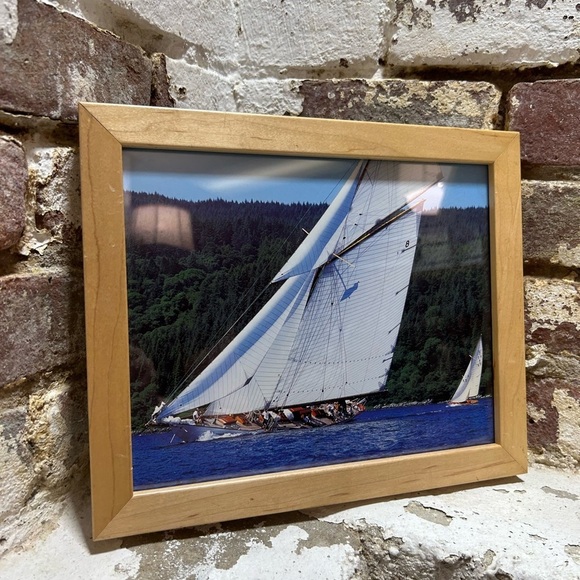 Vintage Framed Yacht Photograph Measures 11.25 x 9.25 x 1 inches. - Picture 6 of 8